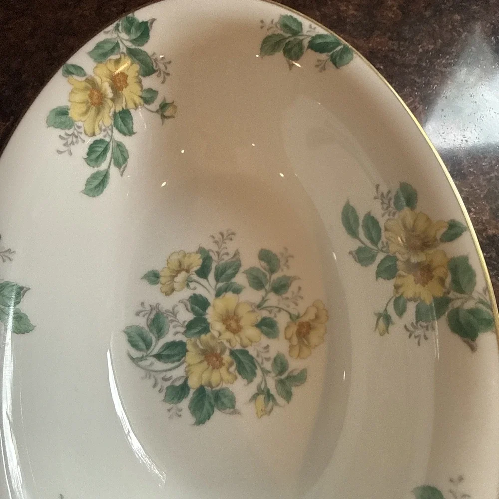 Noritake M Covered Round Vegetable Bowl w/ Lid Fine China Serving Dish Vintage